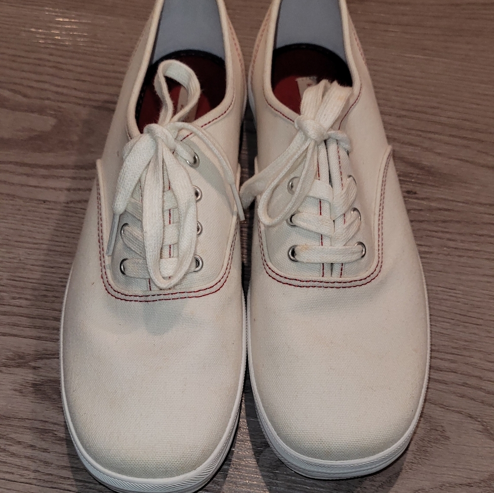 Great Condition Kate Spade womens 9 white/red